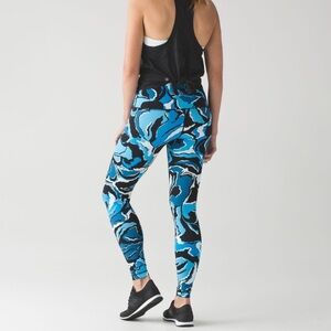 Lululemon Wunder Under Pant HiRise Boom Bloom Beach Blanket Blue Ice Milk Size 4